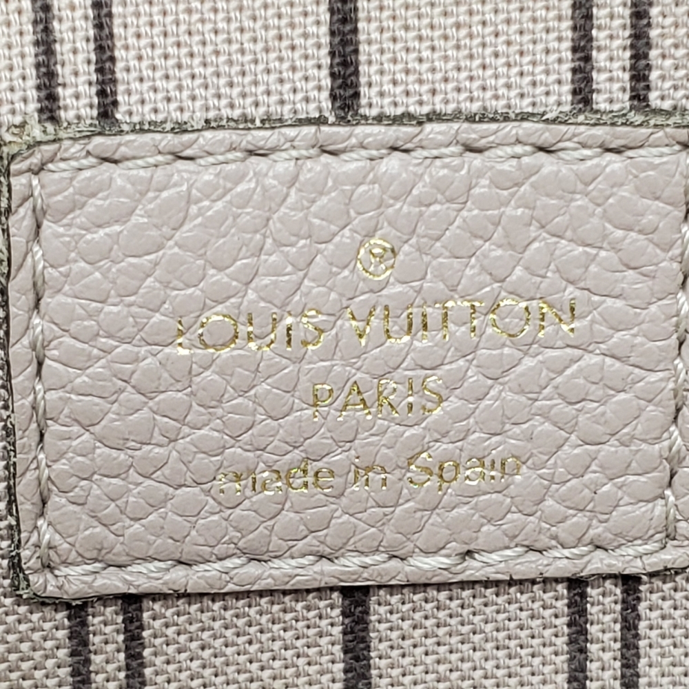 Louis Vuitton Pont Neuf MM Empreinte Shoulder Bag - Picture 14 of 16